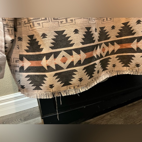 NWT Aztec Print Jacket - Picture 6 of 13